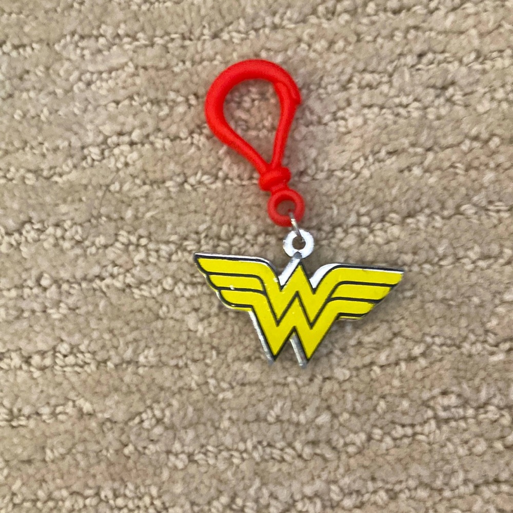 Wonder women key chain